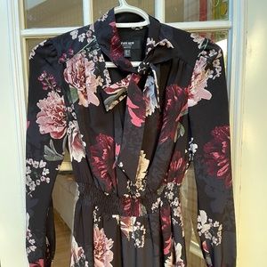 Evernew midi floral dress!